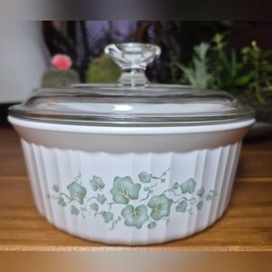 CorningWare‎ French White Callaway Ivy casserole dish